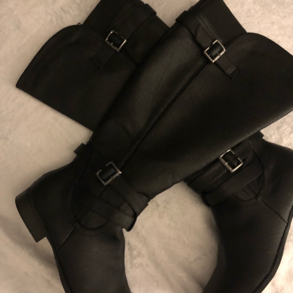 Boots - Picture 2 of 2